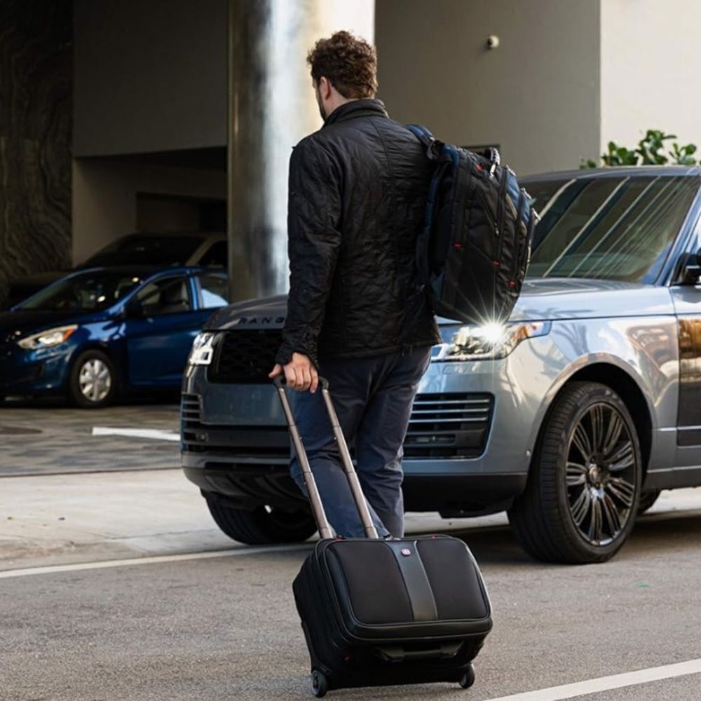 Patriot wheeled travel luggage - Picture 12 of 16